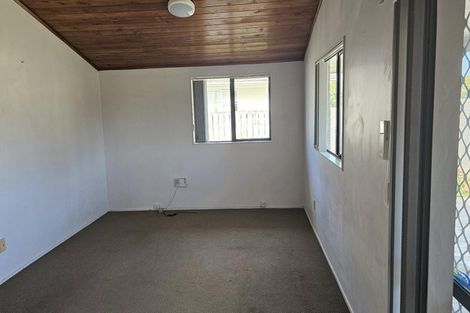 Photo of property in 372 Swanson Road, Ranui, Auckland, 0612