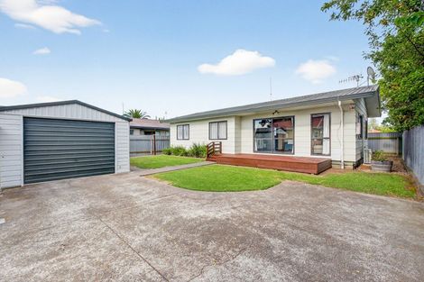 Photo of property in 2/27 Nuffield Avenue, Marewa, Napier, 4110