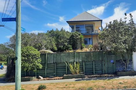 Photo of property in 420 Marine Parade, South New Brighton, Christchurch, 8062
