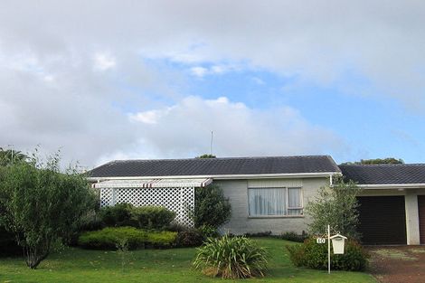 Photo of property in 10 Callender Terrace, Paraparaumu Beach, Paraparaumu, 5032