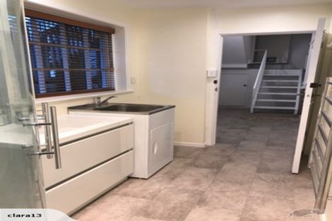 Photo of property in 2/45 Taunton Terrace, Blockhouse Bay, Auckland, 0600