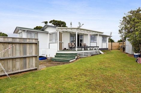 Photo of property in 11 Tui Place, Bell Block, New Plymouth, 4312