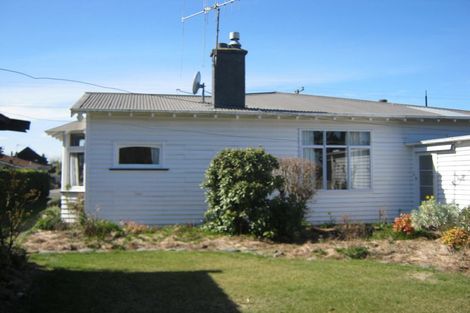 Photo of property in 61 Mckenzie Street, Geraldine, 7930
