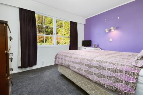 Photo of property in 6 Nuffield Street, Tawa, Wellington, 5028
