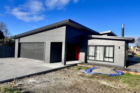 Photo of property in 74 Cologne Street, Martinborough, 5711