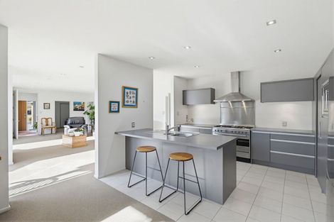 Photo of property in 35 Heathridge Place, Lincoln, 7608