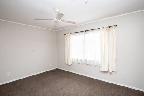 Photo of property in 14 Miller Place, Ngatea, 3503