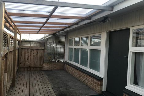 Photo of property in 2/188 Captain Springs Road, Onehunga, Auckland, 1061