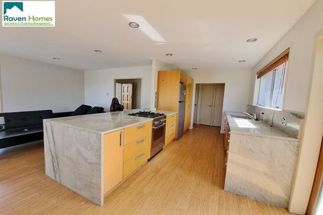 Photo of property in 5 Mowbray Place, Sunnynook, Auckland, 0620