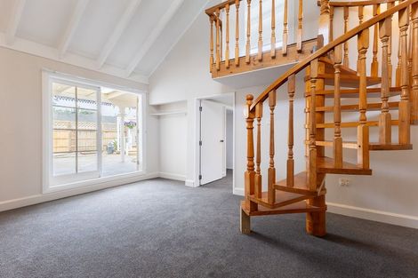 Photo of property in 10 Domain Road, Otaki, 5512