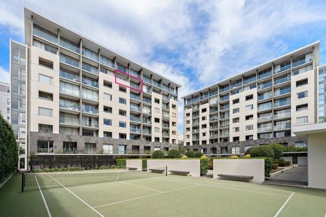 Photo of property in Sanctum Apartment, 10ua72 Ebor Street, Te Aro, Wellington, 6011