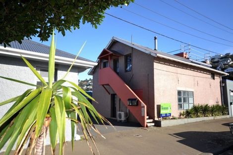 Photo of property in 1a Cruickshank Street, Kilbirnie, Wellington, 6022