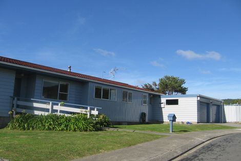 Photo of property in 5 Fathom Lane, Whitby, Porirua, 5024