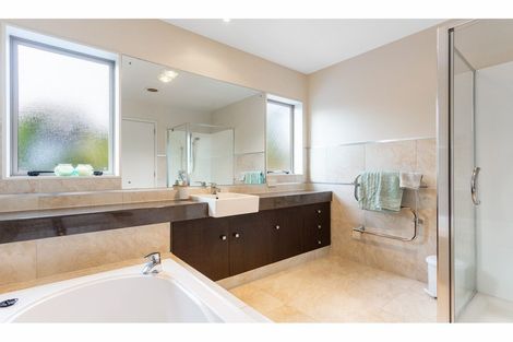 Photo of property in 13 Wawatai Drive, Karaka, Papakura, 2113