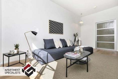 Photo of property in 6 Victoria Street, Hawera, 4610