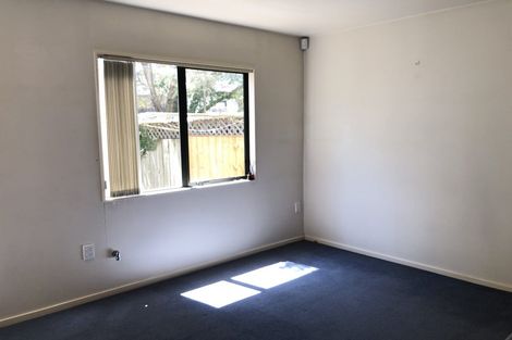 Photo of property in 11/3 Orwell Road, Greenhithe, Auckland, 0632
