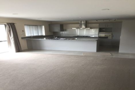 Photo of property in 10 Amapur Place, Flat Bush, Auckland, 2019