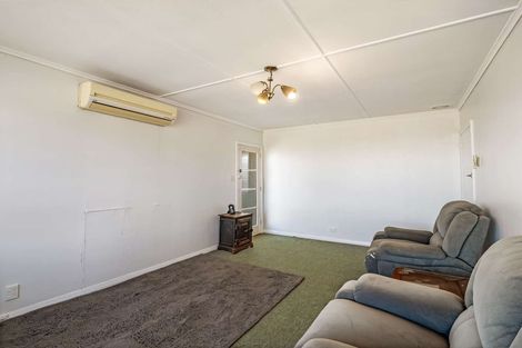 Photo of property in 120 Puriri Street, Gonville, Whanganui, 4501