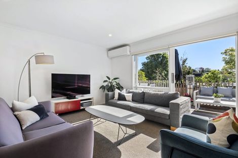 Photo of property in 2/193 Lake Road, Belmont, Auckland, 0622