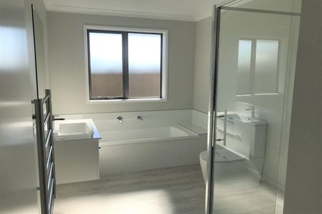 Photo of property in 16 Bronze Court, Papamoa, 3118