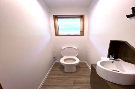 Photo of property in 1/516 Linwood Avenue, Woolston, Christchurch, 8062