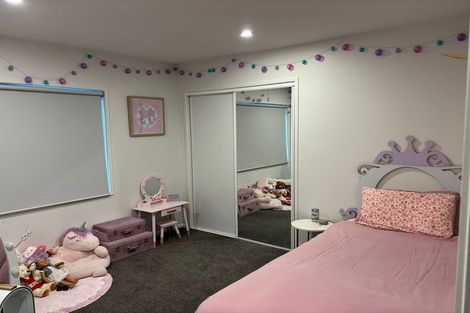 Photo of property in 14a Clipper Place, Shelly Park, Auckland, 2014