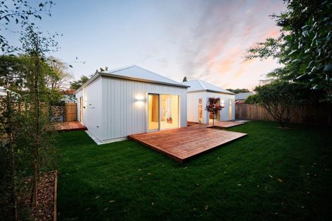 Photo of property in 42c Batt Street, West End, Palmerston North, 4410