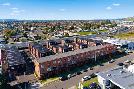 Photo of property in 70/17 Owens Place, Mount Maunganui, 3116