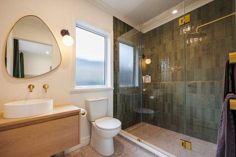 Photo of property in 44 Vaucluse Heights, Fitzherbert, Palmerston North, 4410