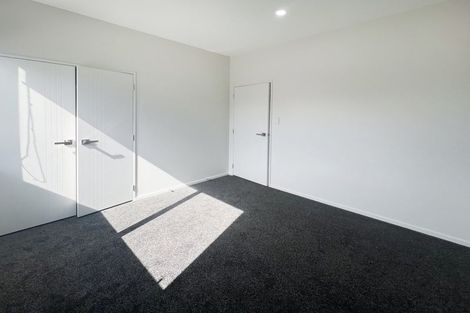 Photo of property in 16 Yellow Pear Lane, Karaka, 2578