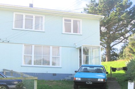 Photo of property in 7a-7b Devon Place, Cannons Creek, Porirua, 5024