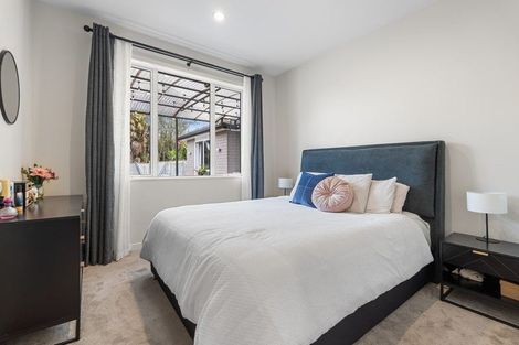 Photo of property in 18 Kahika Grove, Huapai, Kumeu, 0810