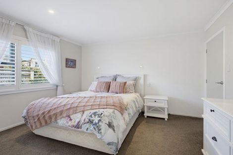 Photo of property in 32 Purnell Street, College Estate, Whanganui, 4500