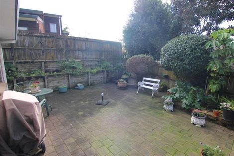 Photo of property in 1/9 Kells Place, Botany Downs, Auckland, 2010