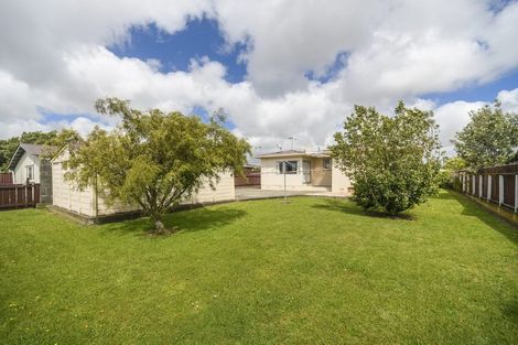 Photo of property in 65 Sutherland Crescent, Westbrook, Palmerston North, 4412