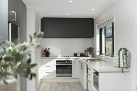 Photo of property in 17 Furlong Road, Papamoa, 3118