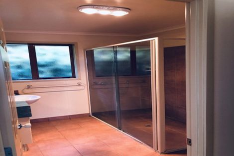 Photo of property in 17a Lesa Annis Place, Henderson, Auckland, 0612