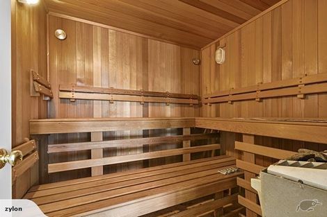 Photo of property in 3/496 Glenfield Road, Glenfield, Auckland, 0629