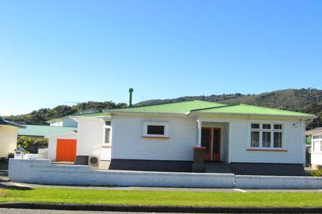 Photo of property in 101 Marlborough Street, Greymouth, 7805