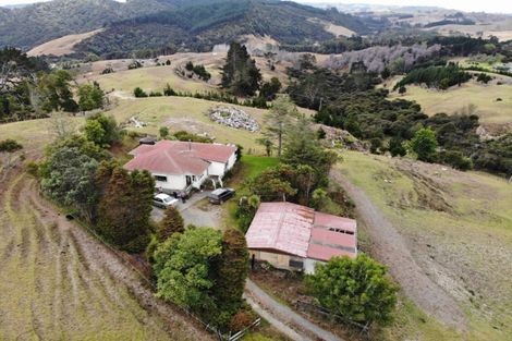 Photo of property in 595 Kanohi Road, Kaukapakapa, 0873