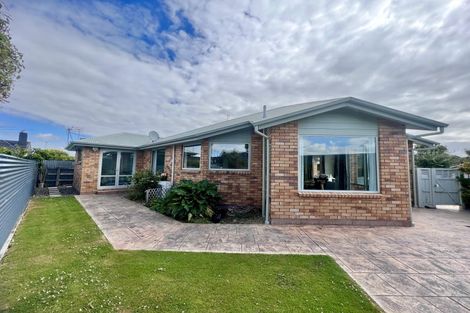 Photo of property in 61 Sydney Street, Windsor, Invercargill, 9810