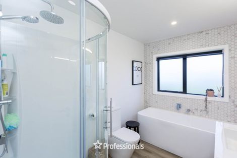 Photo of property in 4 Kerrigan Crescent, Wallaceville, Upper Hutt, 5018