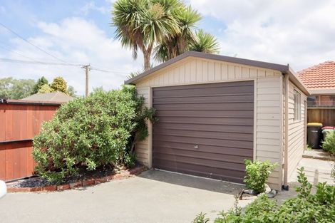 Photo of property in 6 Wittys Road, Avonhead, Christchurch, 8042
