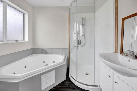 Photo of property in 6 Manuka Place, Hawera, 4610