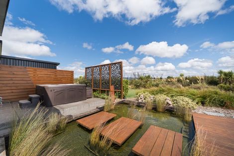 Photo of property in 9 Paterson Lane, Kelvin Grove, Palmerston North, 4470