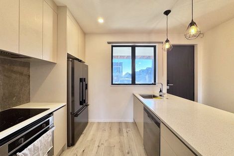 Photo of property in 10 Taiaha Street, Papakura, 2110