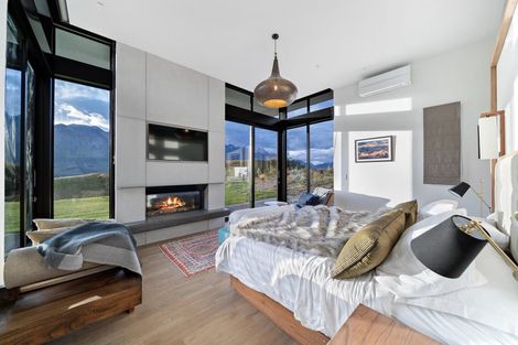 Photo of property in Wyuna, 5 River Valley View, Glenorchy, 9372