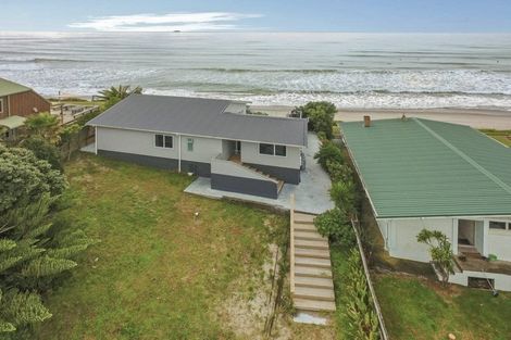Photo of property in 195 Pukehina Parade, Pukehina, Te Puke, 3189