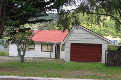 Photo of property in 12 Pauanui Beach Road, Pauanui, Hikuai, 3579