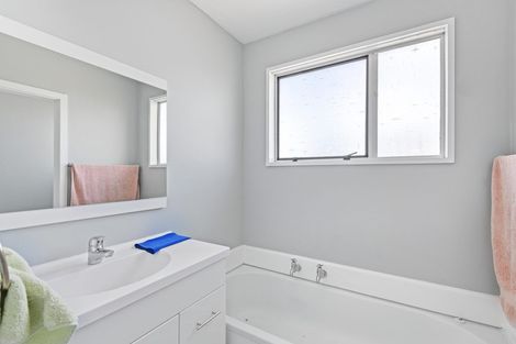 Photo of property in 4/14 Peer Street, Upper Riccarton, Christchurch, 8041